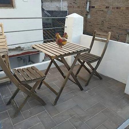 Apartamento De Diseno Cerca De Tren, Playa Y Bcn Масноу Экстерьер фото